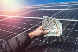 مقایسه قیمت برق خورشیدی و شهری